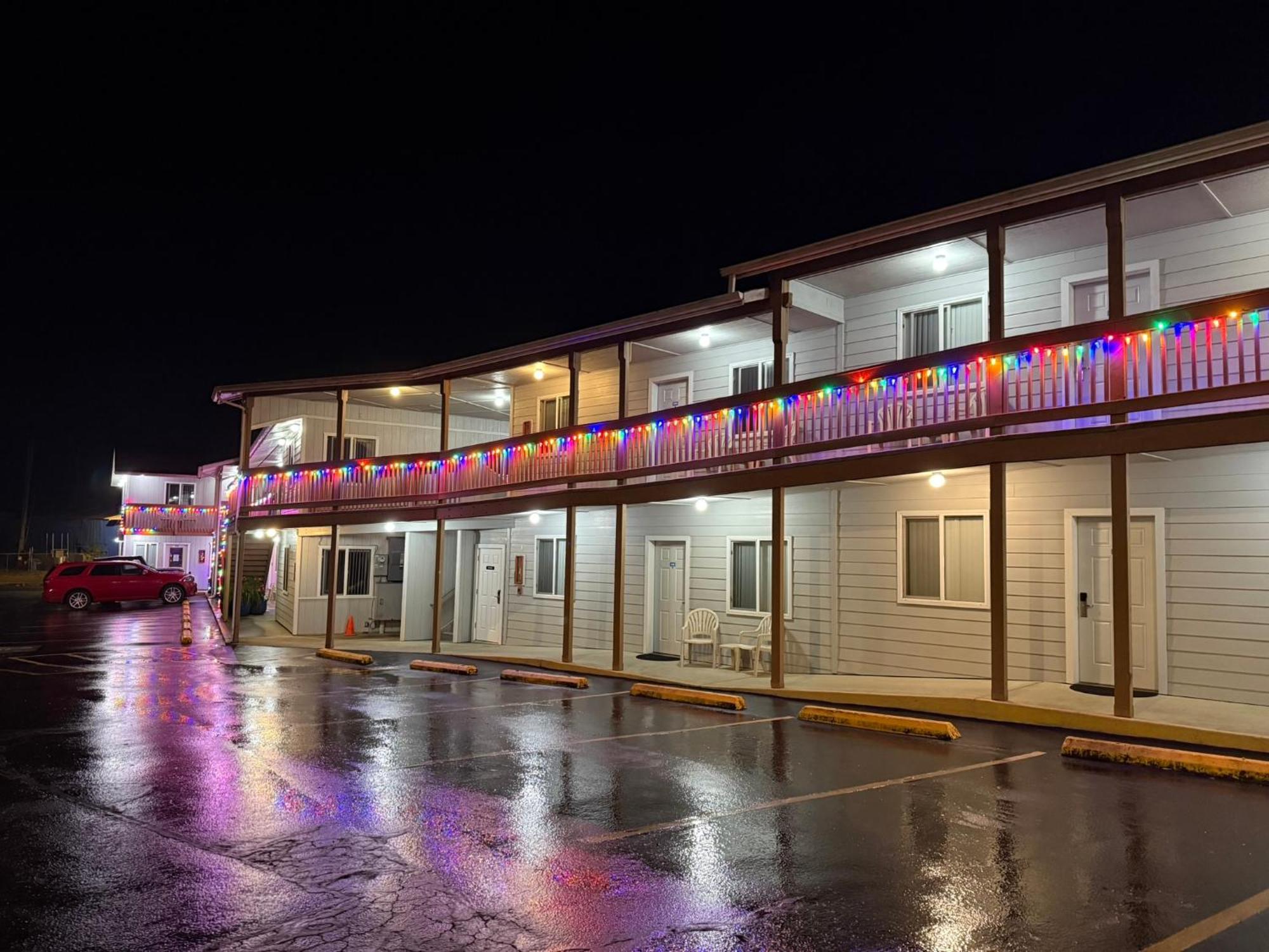 Ocean Suites Motel Brookings Esterno foto